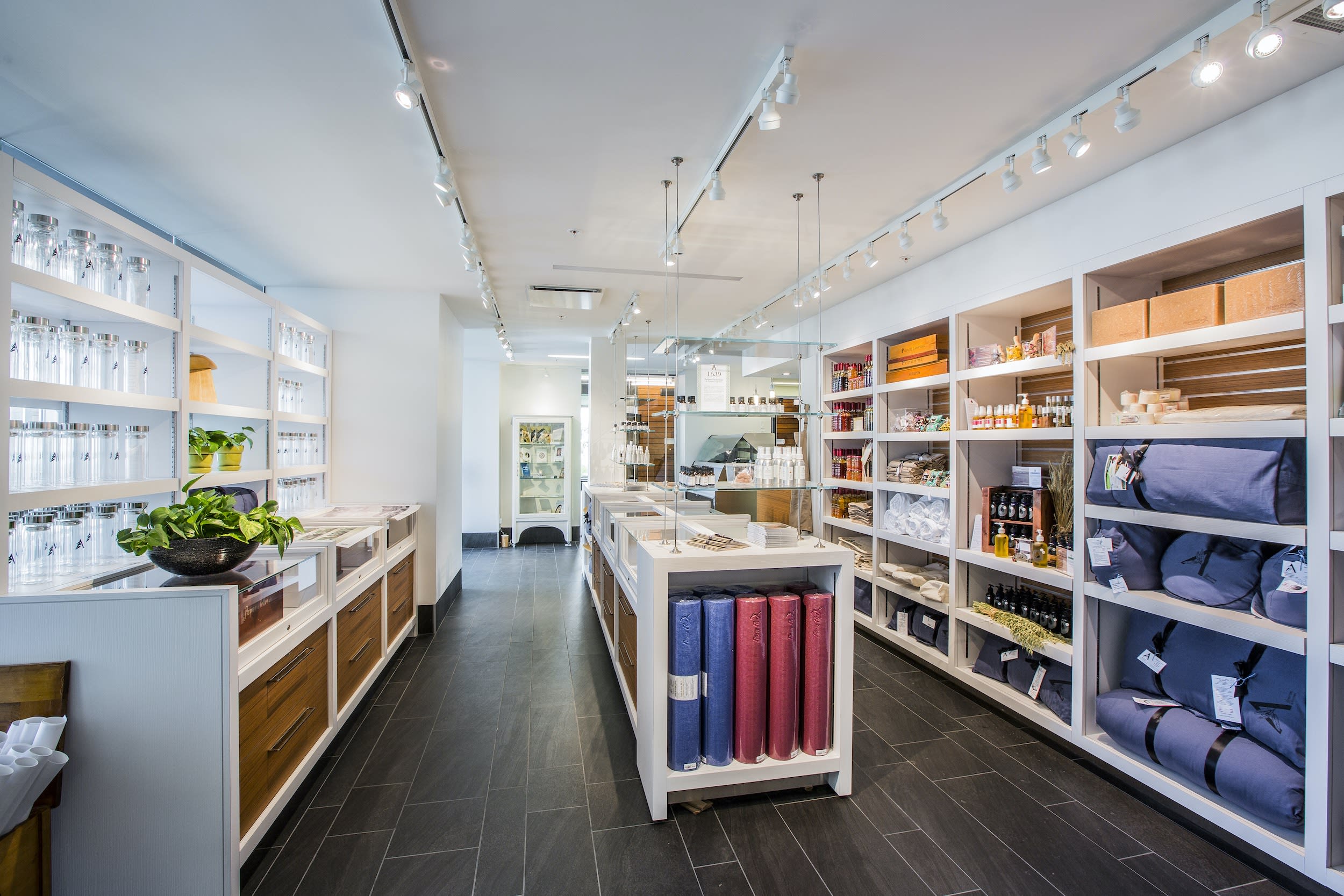 Le Monastere des Augustines Boutique
